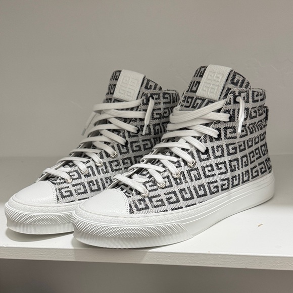 Givenchy Black and White High-Top Sneakers - Picture 1 of 4